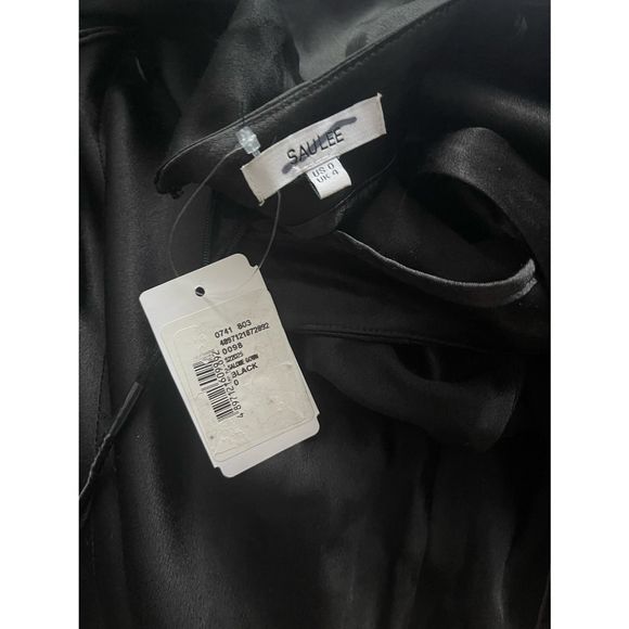 Sau Lee
Salome Cut-Out Satin Gown - Picture 9 of 10